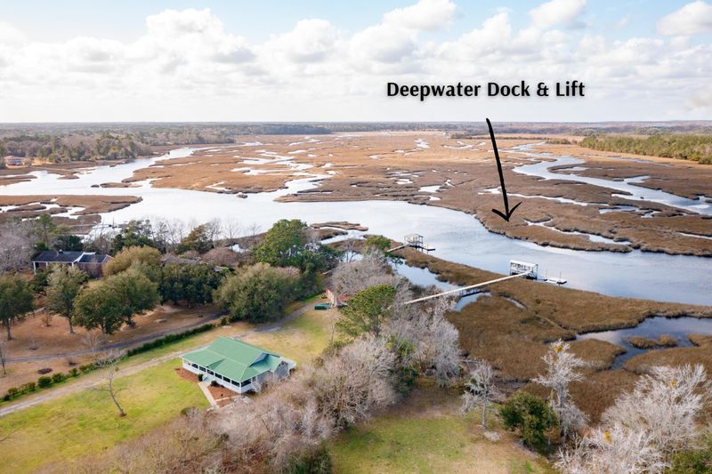 4492 Rose Dr, Ravenel, SC 29470