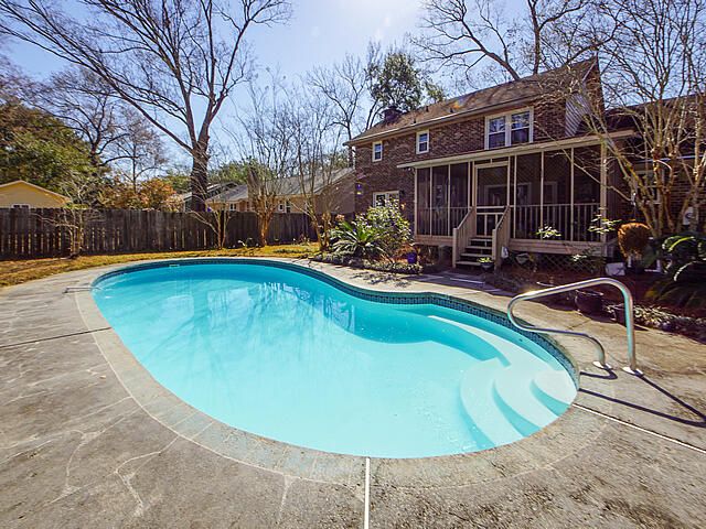 2438 Sylvan Shores Dr, Charleston, SC 29414