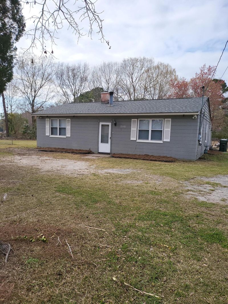 106 Pineview Dr, Goose Creek, SC 29445