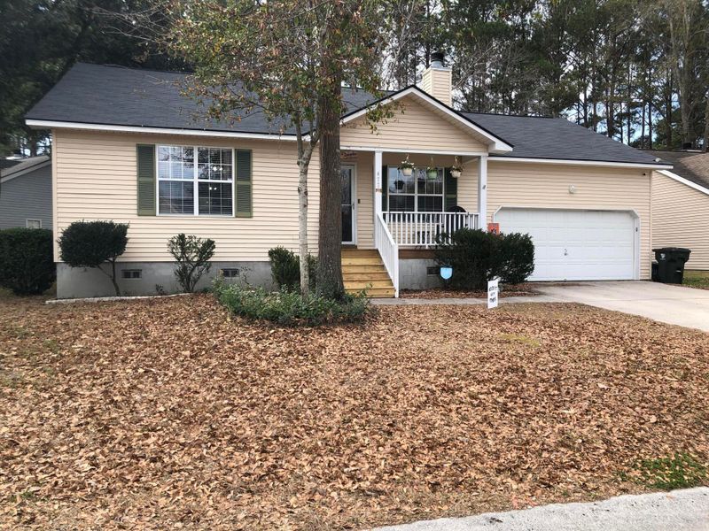 477 Courtland Dr, Summerville, SC 29486