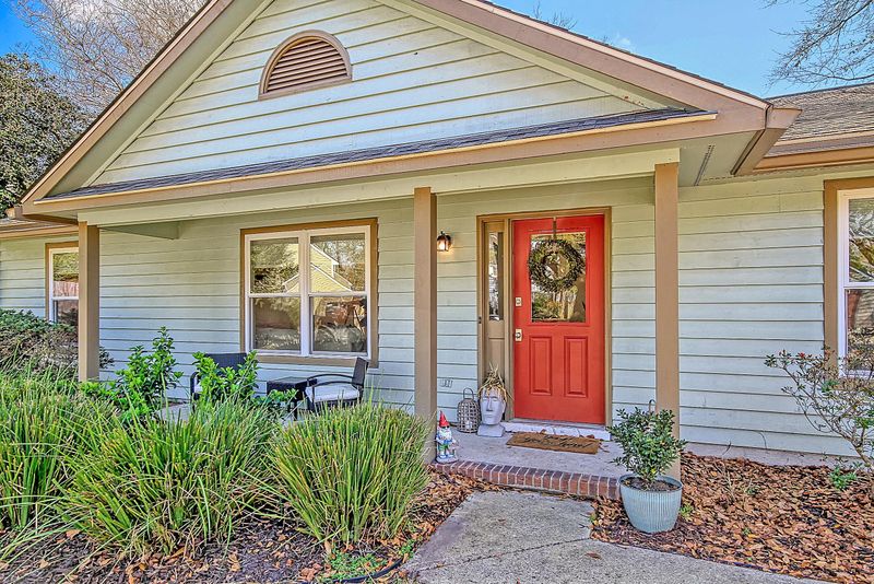1985 Twickenham Pl, Mount Pleasant, SC 29464