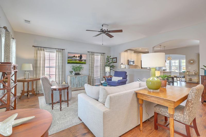 1650 Sparkleberry Ln, Johns Island, SC 29455
