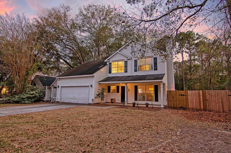 1594 Harborsun Dr, Charleston, SC 29412