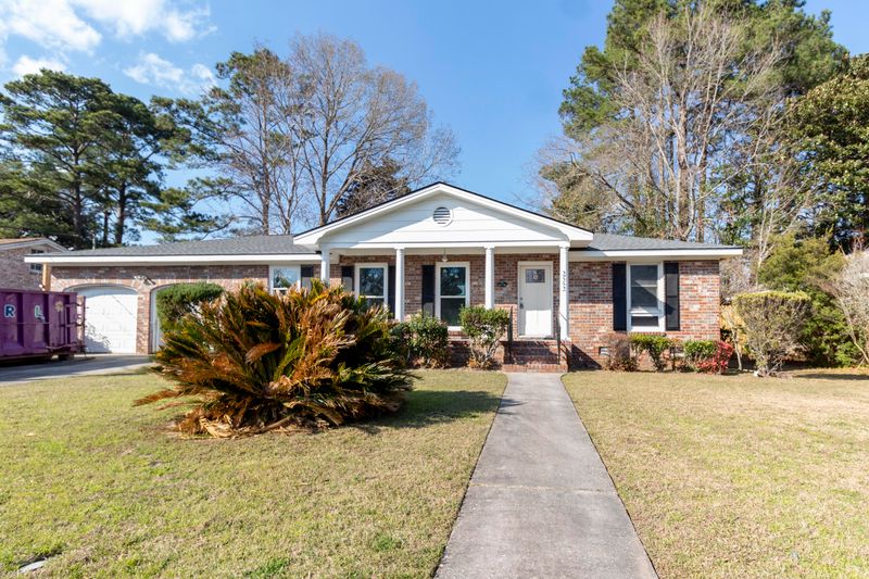 2552 Bengal Rd, North Charleston, SC 29406