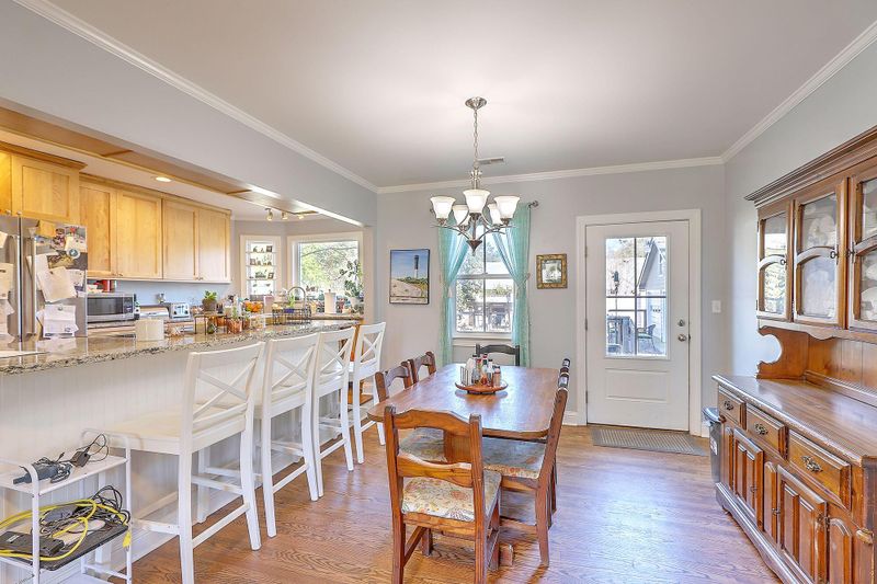 1062 Cottingham Dr, Mount Pleasant, SC 29464