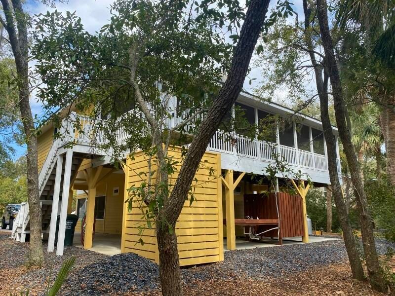 304 Jungle Rd, Edisto Island, SC 29438