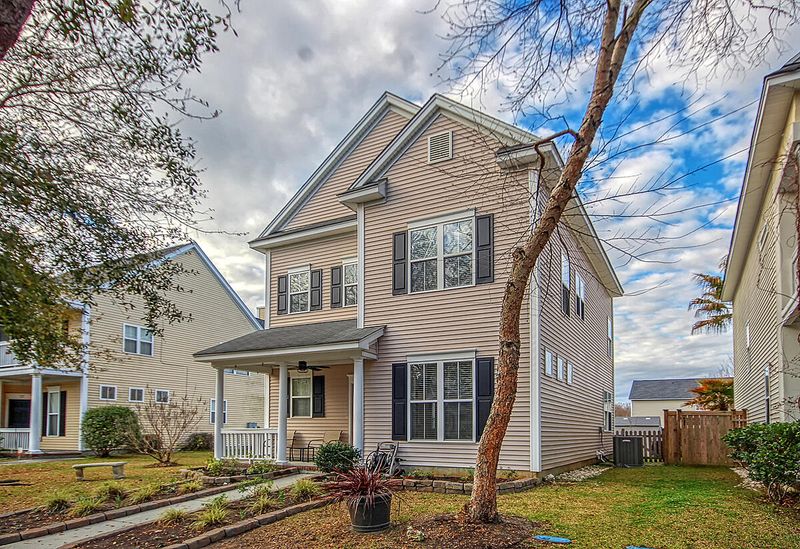 79 Creekside Dr, Summerville, SC 29485