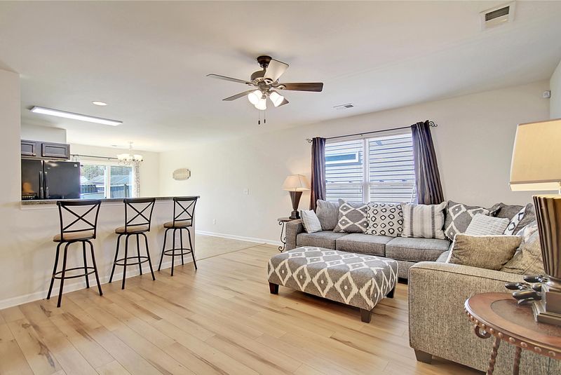 351 Salkahatchie St, Summerville, SC 29485