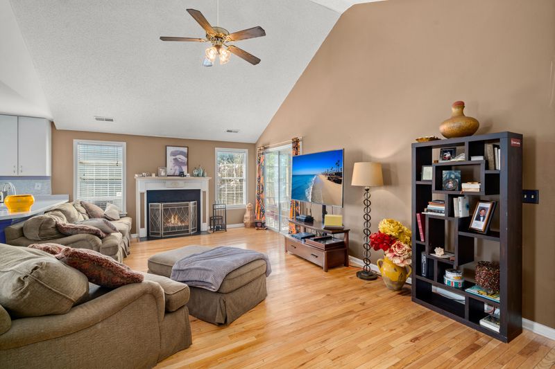 1086 Old Battery Cir, Charleston, SC 29412