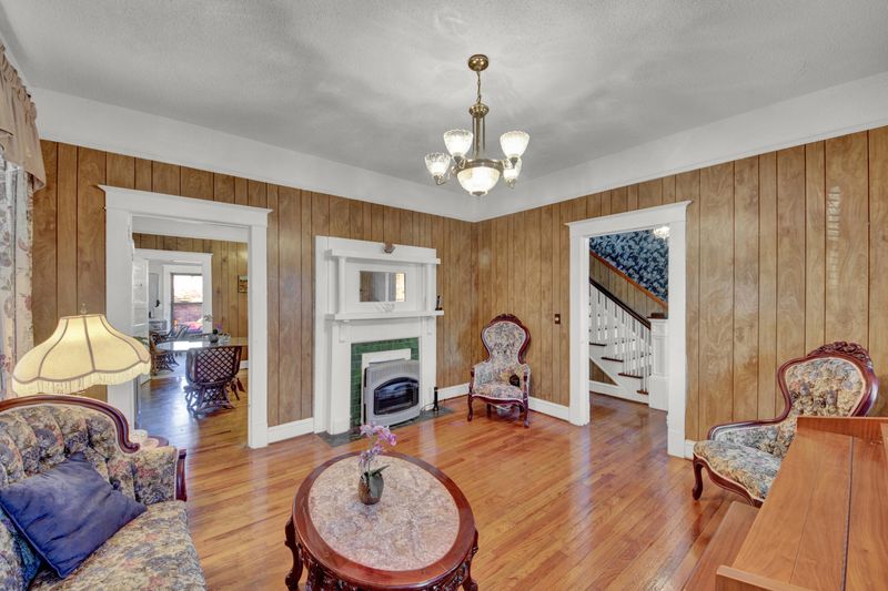 9 Perry St, Charleston, SC 29403