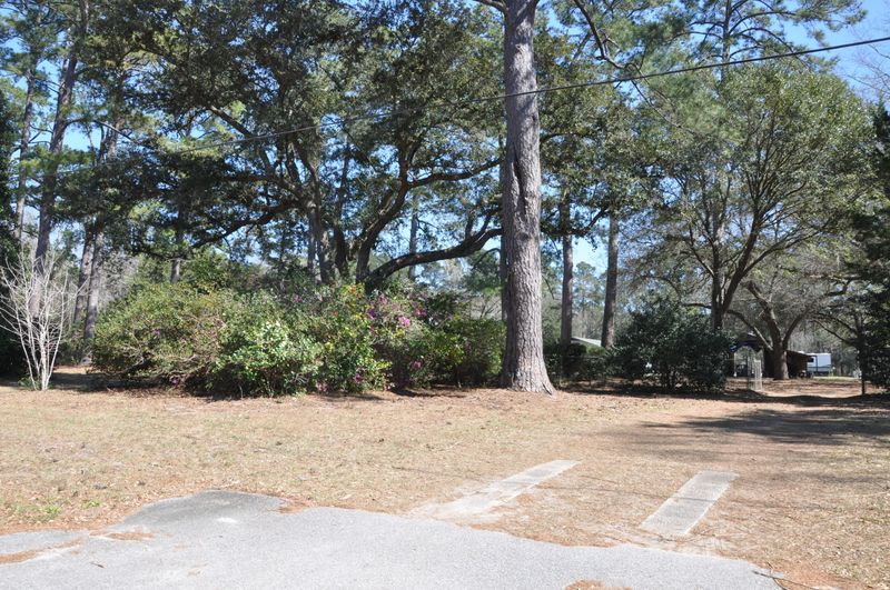 5821 Chisolm Rd, Johns Island, SC 29455