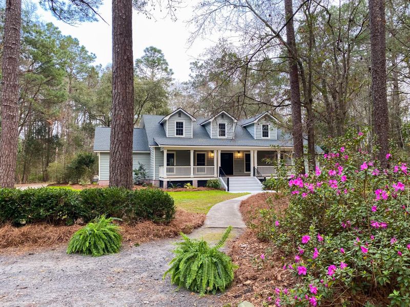 4383 Cloudmont Dr, Hollywood, SC 29449