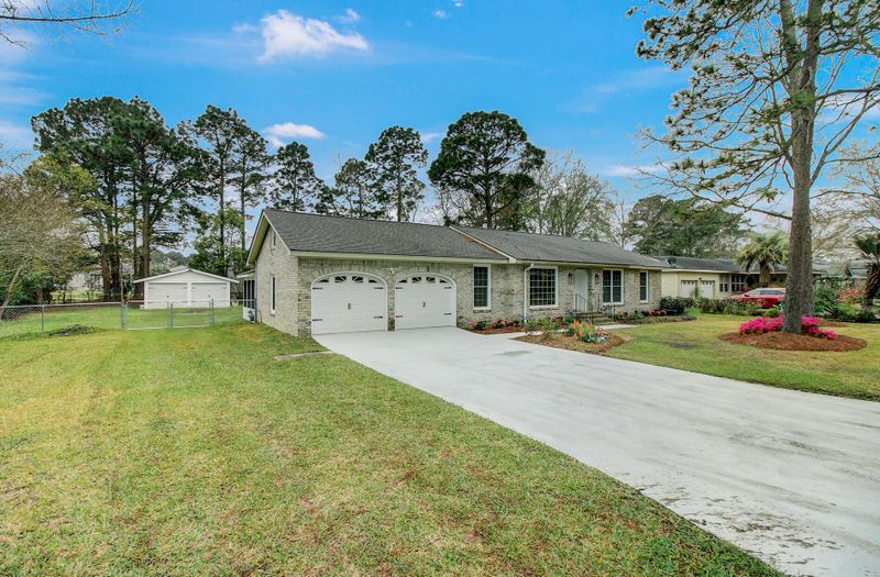 89 St James Blvd, Goose Creek, SC 29445