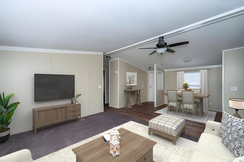 425 Treeline Dr, Moncks Corner, SC 29461