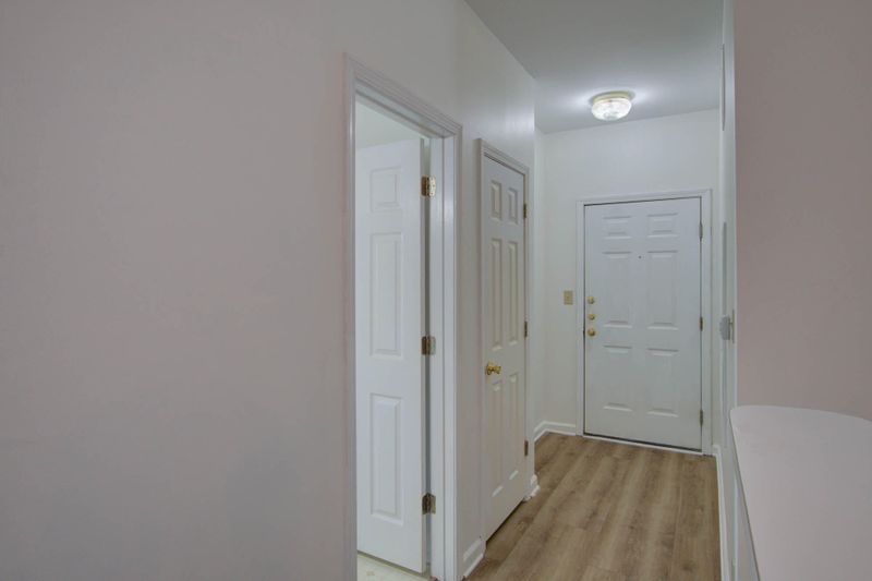 1600 Long Grove Dr #323, Mount Pleasant, SC 29464