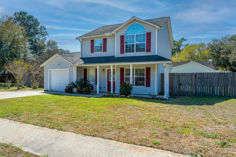 1388 Thayer Hall Dr, Mount Pleasant, SC 29466
