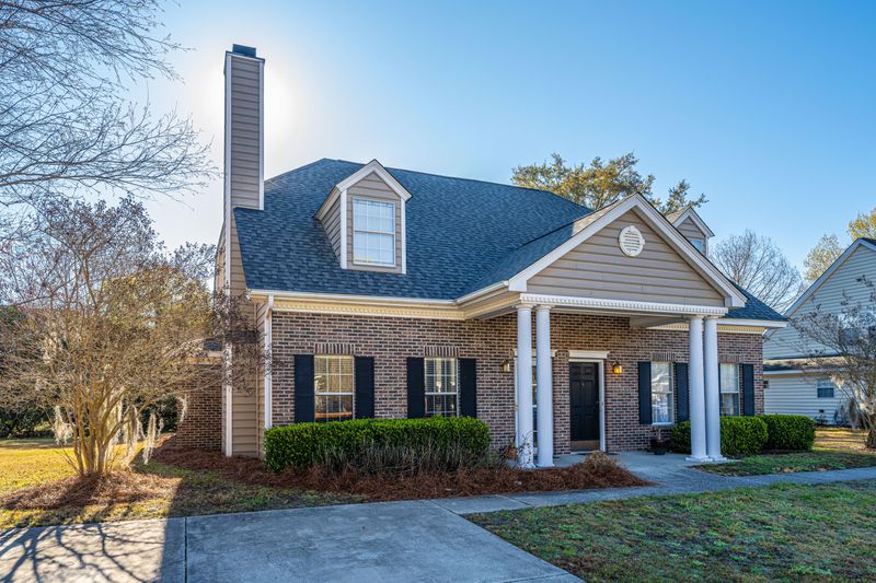 1319 Fenwick Plantation Rd, Johns Island, SC 29455
