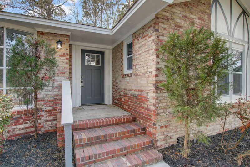 300 Heber Rd, Summerville, SC 29485