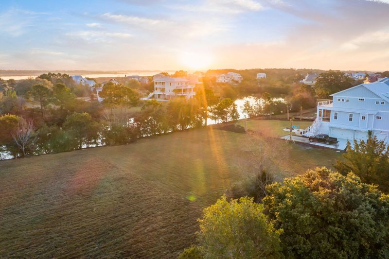 2348 Rushland Landing Rd, Johns Island, SC 29455
