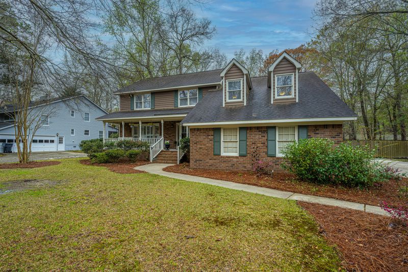 209 Westminster Ave, Summerville, SC 29485