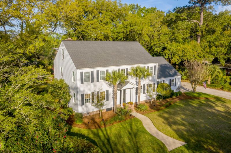 427 Oakmont Ln, Charleston, SC 29412