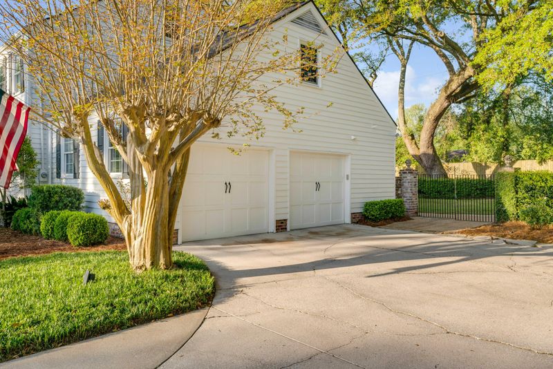 427 Oakmont Ln, Charleston, SC 29412