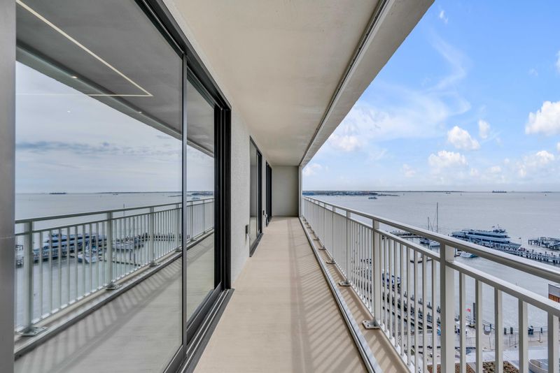 330 Concord St #10h, Charleston, SC 29401