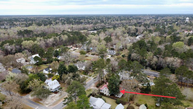 404 S Magnolia St, Summerville, SC 29483