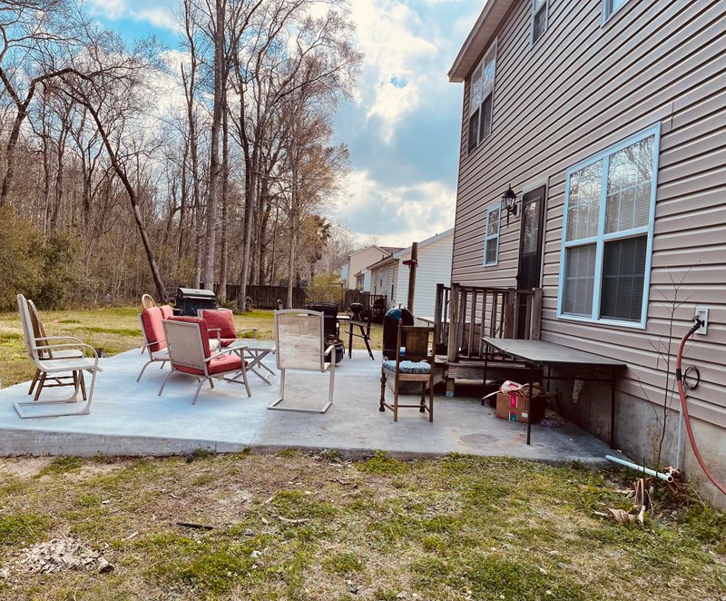 226 Lindy Creek Rd, Goose Creek, SC 29445