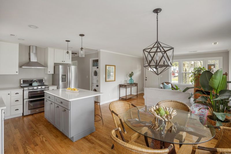 1430 Bur Clare Dr, Charleston, SC 29412