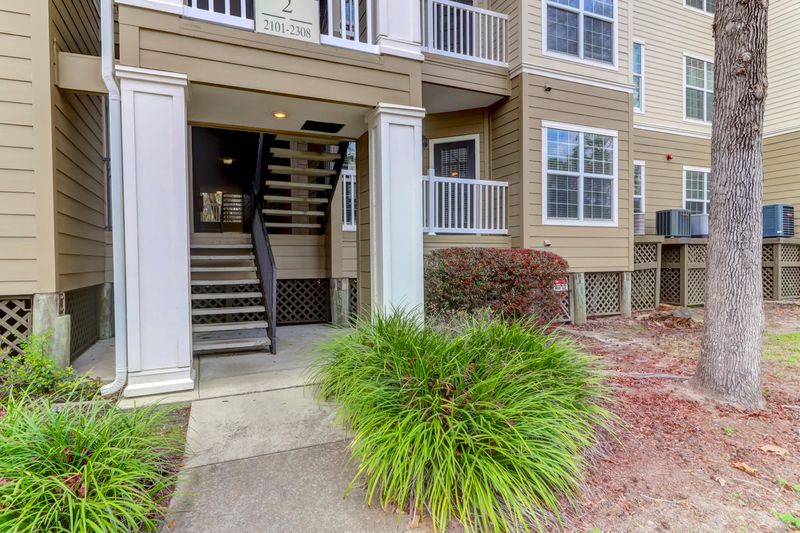 700 Daniel Ellis Dr #2103, Charleston, SC 29412