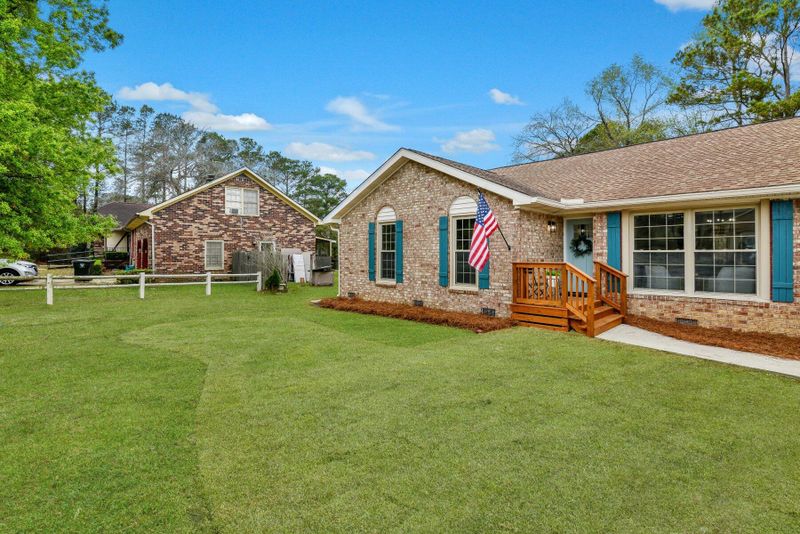 102 Westminster Blvd, Goose Creek, SC 29445