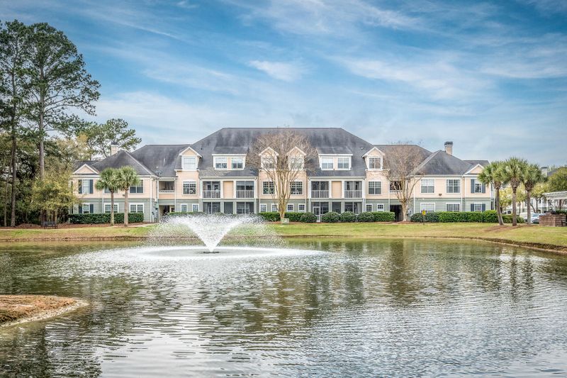 130 River Landing Dr #5100, Charleston, SC 29492