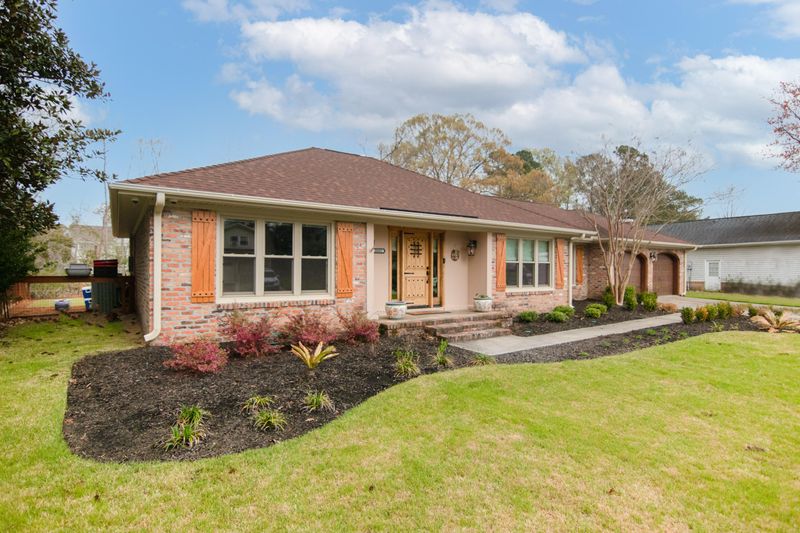 2043 Bayhill Dr, Charleston, SC 29414