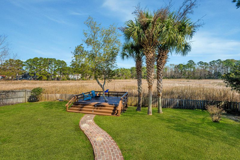 2016 Wadsbury Ln, Charleston, SC 29414