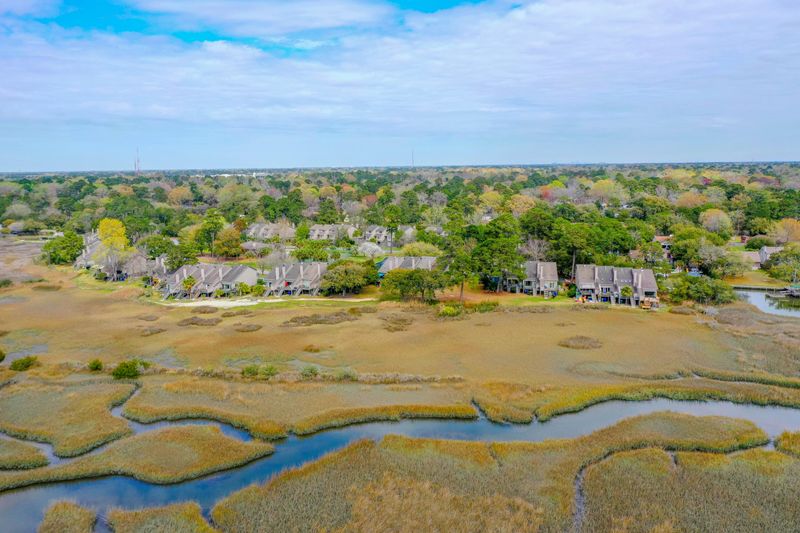 127 River Breeze Dr, Charleston, SC 29407