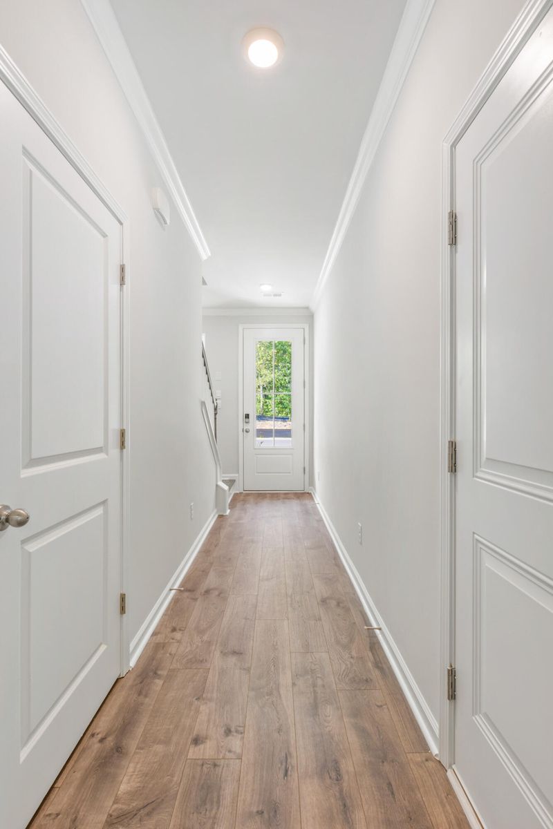 496 Oak View Way, Summerville, SC 29485