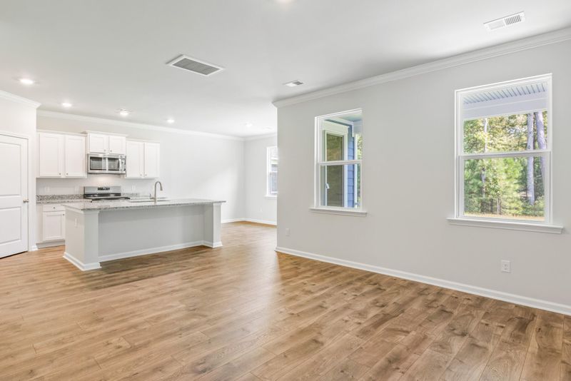 496 Oak View Way, Summerville, SC 29485