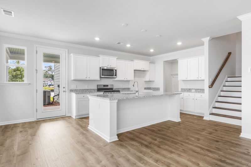 452 Oak View Way, Summerville, SC 29485