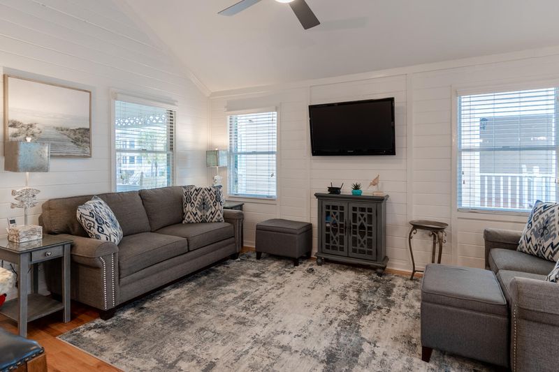 2 Pelican Reach, Isle Of Palms, SC 29451
