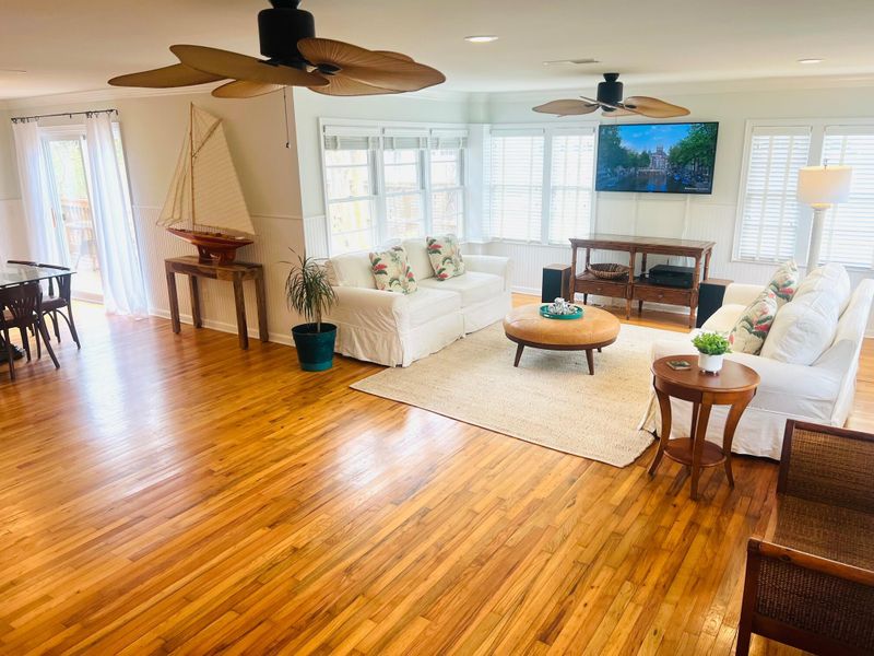 31 32nd Ave, Isle Of Palms, SC 29451