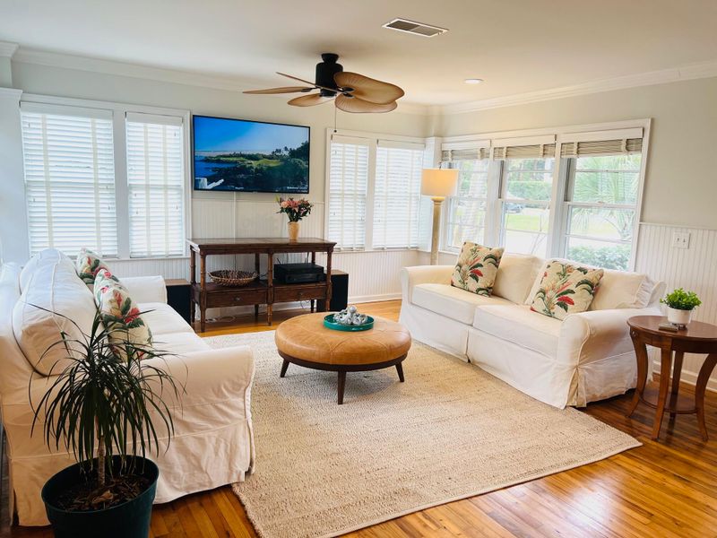 31 32nd Ave, Isle Of Palms, SC 29451