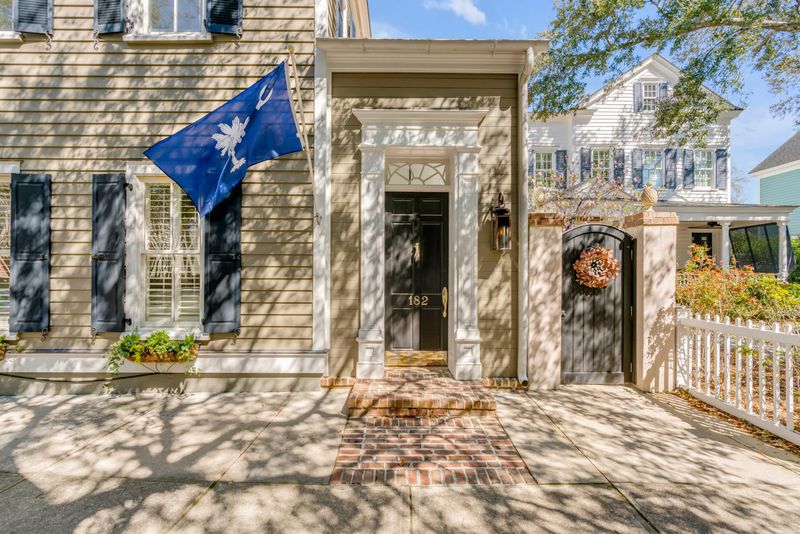 182 Ionsborough St, Mount Pleasant, SC 29464