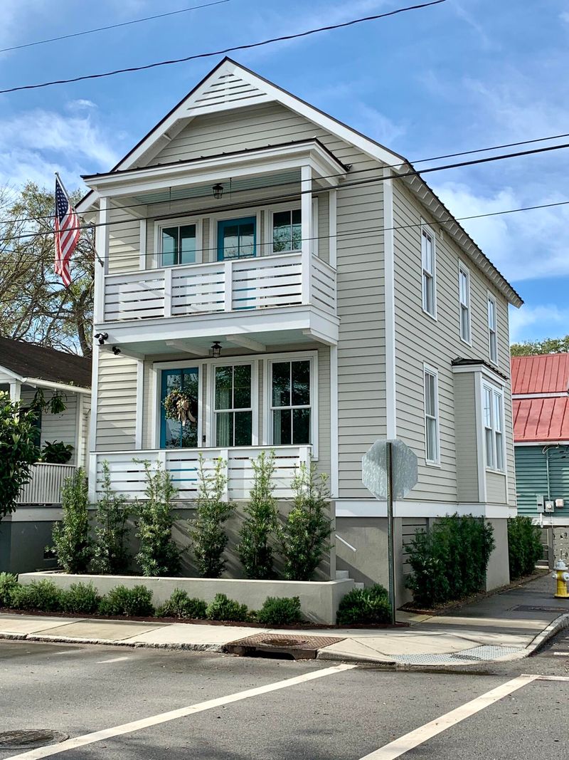 11 Norman St, Charleston, SC 29403
