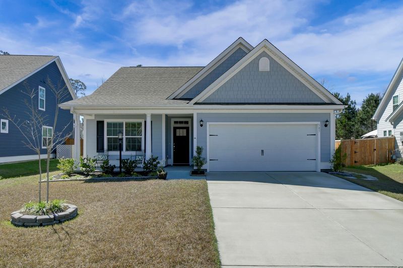 585 Yellow Leaf Ln, Summerville, SC 29486
