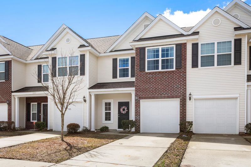 1863 Heldsberg Dr, Charleston, SC 29414