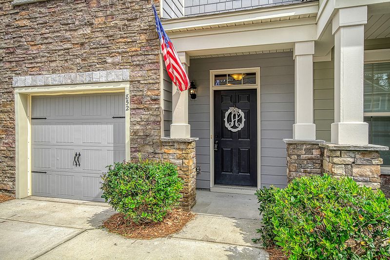 852 Bibury Ct, Charleston, SC 29414