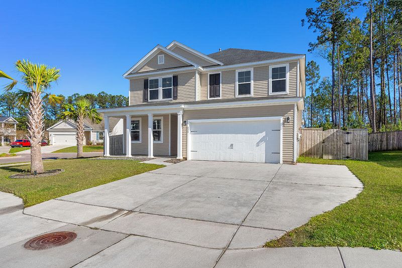 434 War Admiral Ln, Moncks Corner, SC 29461