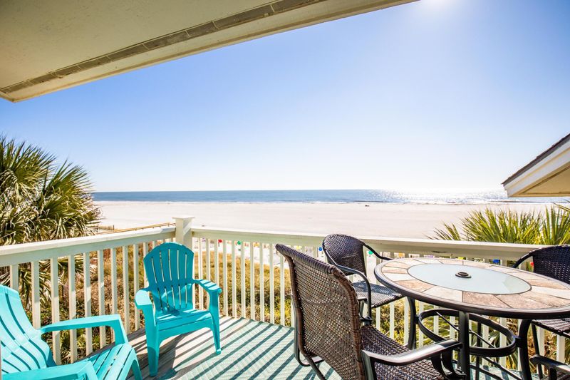 11 Seagrove Ln #C, Isle Of Palms, SC 29451
