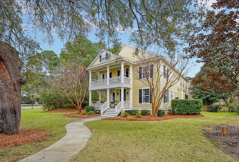 3048 Treadwell St, Mount Pleasant, SC 29466